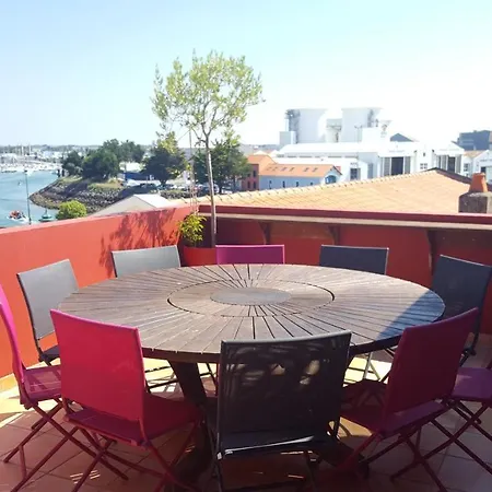 Du Quai Semesterbostad *