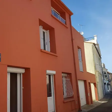 Du Quai Semesterbostad *