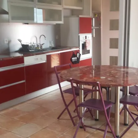 Du Quai * لي سابلِ دولونْ