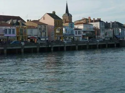 Du Quai